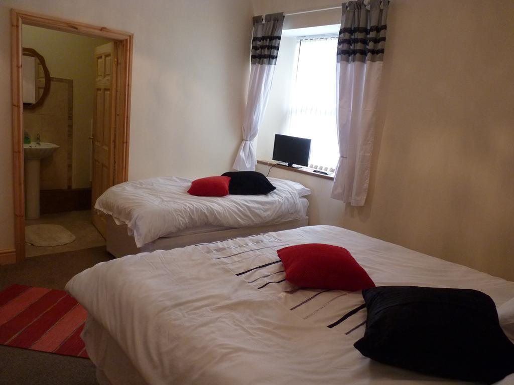 Old Police House Bed & Breakfast Haverfordwest Dış mekan fotoğraf