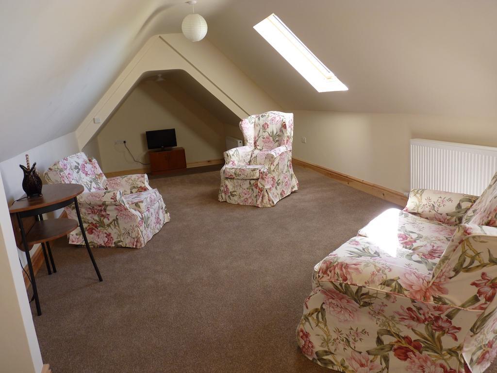 Old Police House Bed & Breakfast Haverfordwest Oda fotoğraf