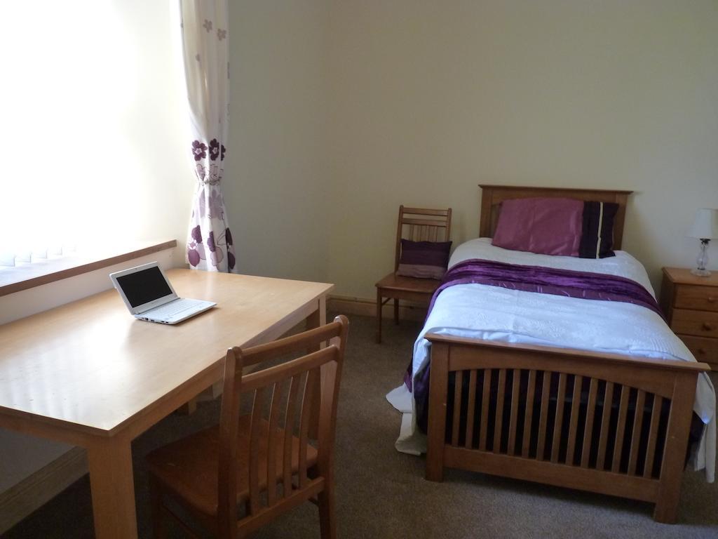 Old Police House Bed & Breakfast Haverfordwest Oda fotoğraf