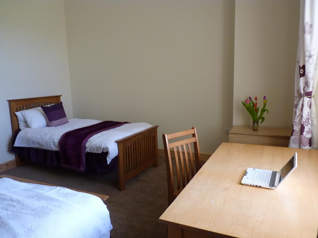 Old Police House Bed & Breakfast Haverfordwest Oda fotoğraf