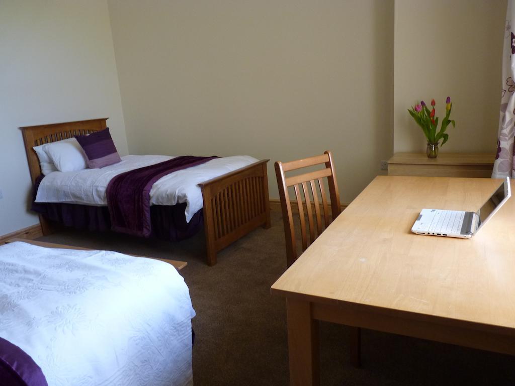 Old Police House Bed & Breakfast Haverfordwest Oda fotoğraf